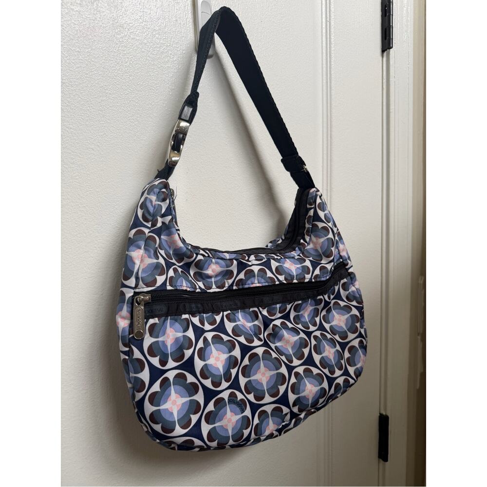 LeSportSac blue and white hobo nylon purse - Picture 5 of 11